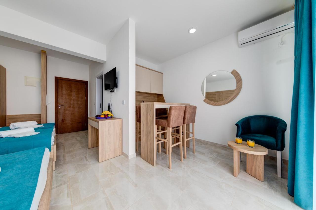 Sunways Apartments Dobra Voda Buitenkant foto