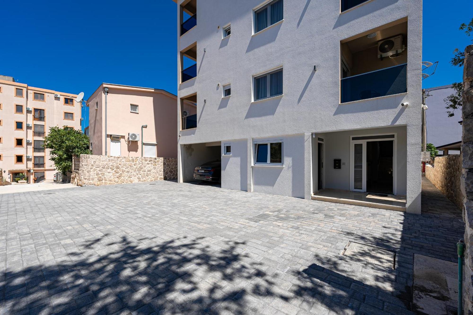 Sunways Apartments Dobra Voda Buitenkant foto