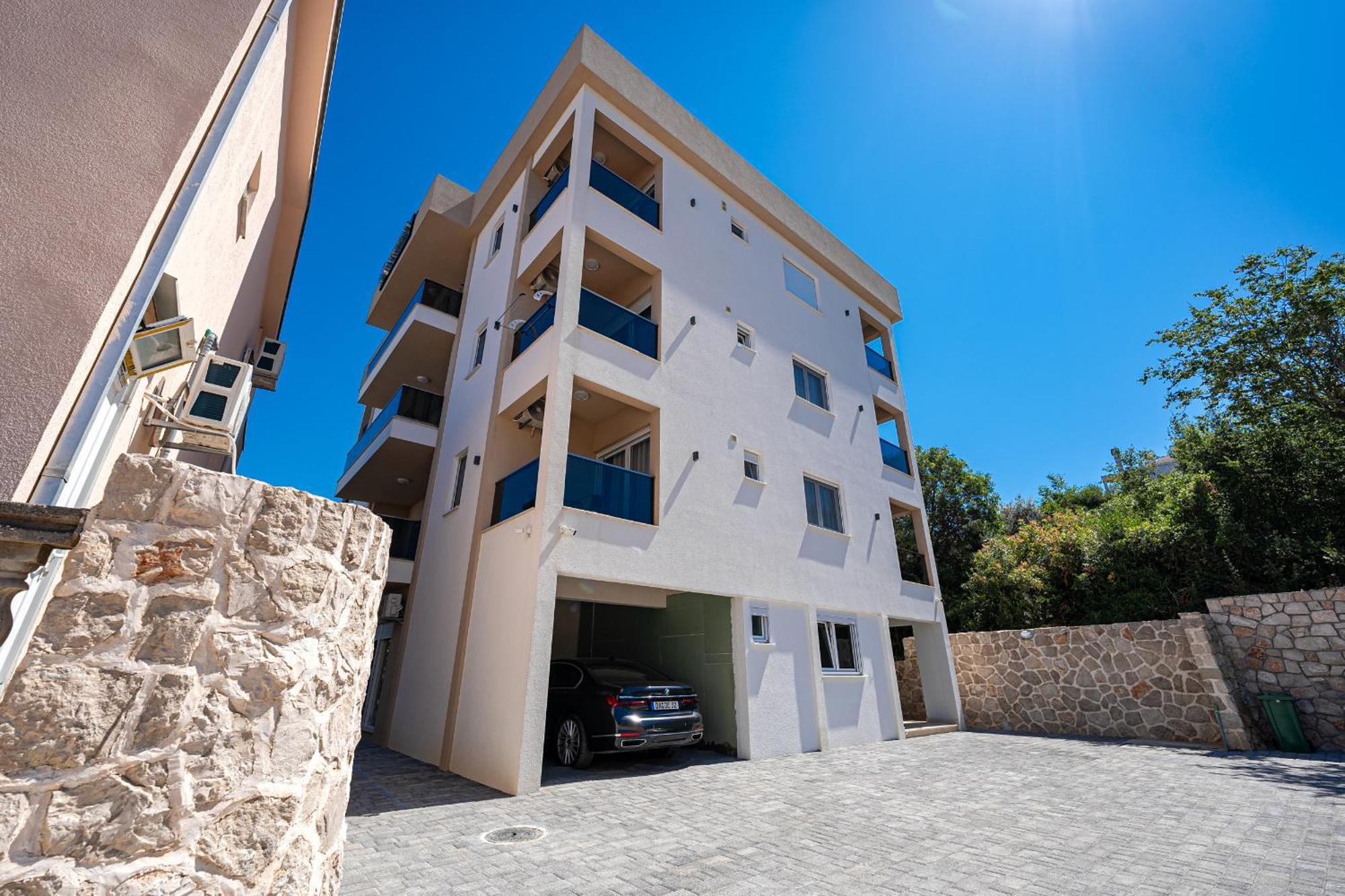 Sunways Apartments Dobra Voda Buitenkant foto